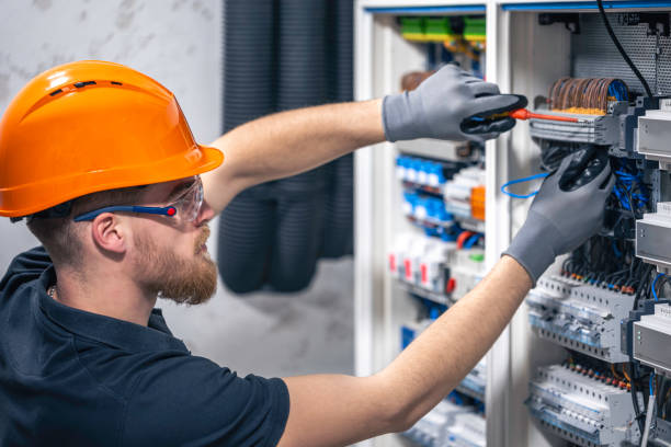 Best Electrical Contractors for Businesses  in La Crosse, WI